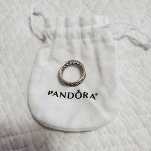 Pandora Ring